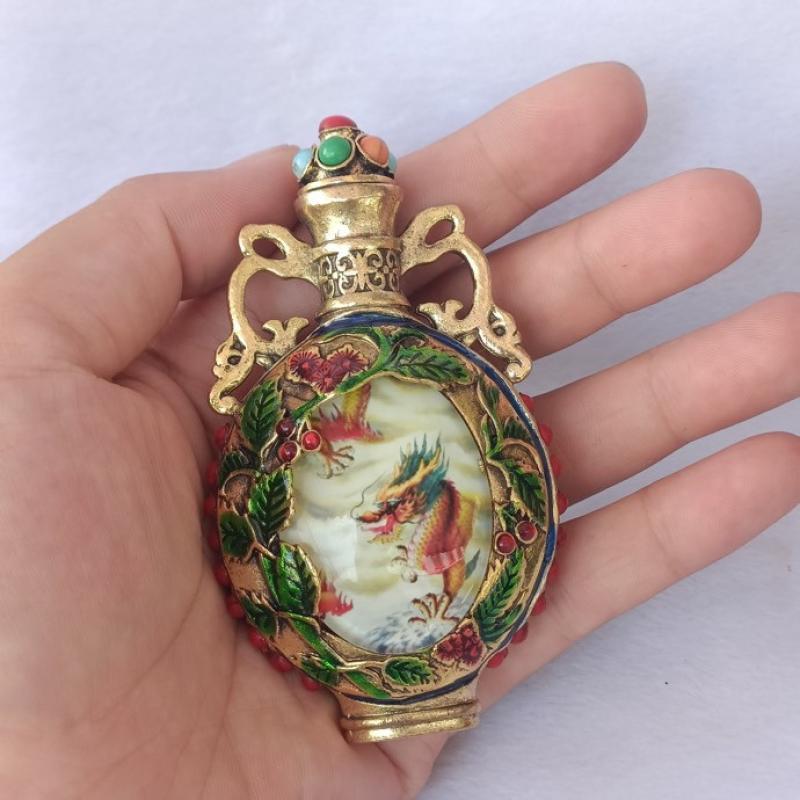 Glow in Dark Dragon Snuff Bott - đánh giá và giá Vintage Collectible Bottles
