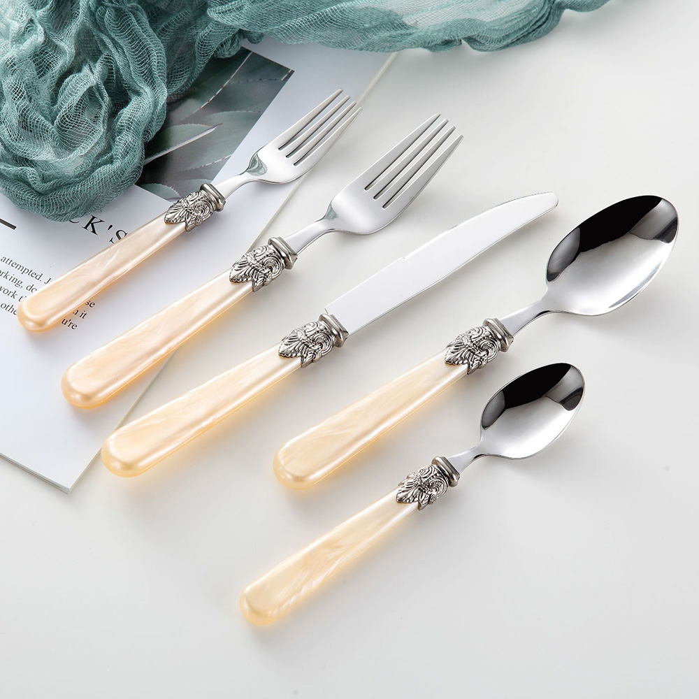 5pcs Vintage Cutlery Set Acryl - đánh giá và giá Vintage Collectible Spoons